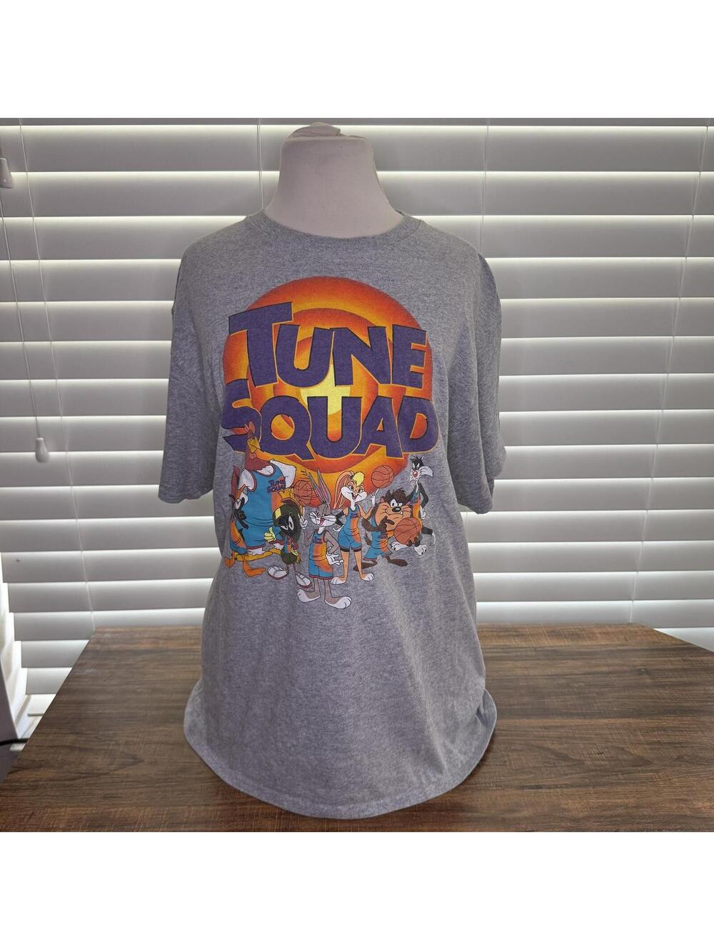 Vintage Tune Squad Graphic T-Shirt Size Large